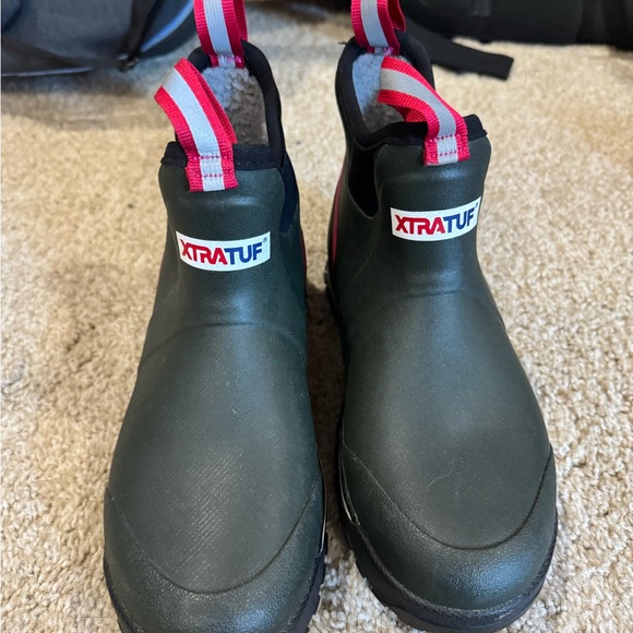 XTRATUF woman’s ice fleece lined ankle boots - Picture 1 of 5